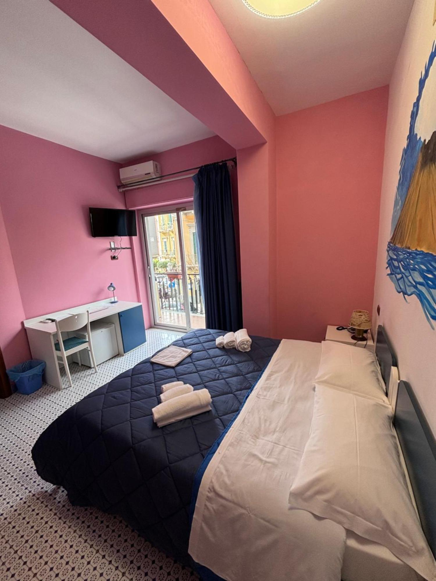 מילאצו Le Soleil B&B מראה חיצוני תמונה